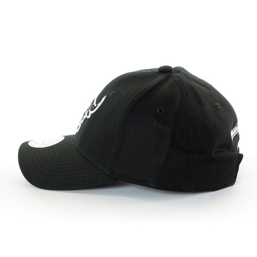 Mitchell and Ness strapback Team Logo Low Pro Chicago Bulls black