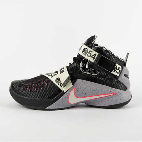 Buty do koszykówki Nike LeBron Soldier IX Limited Quai 54 black / grey (810803-015)
