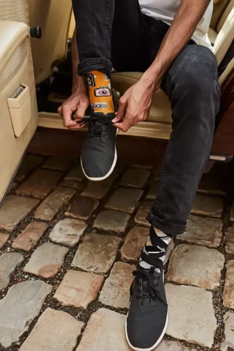 Many Mornings socks Quarter Retro Camera yellow / black