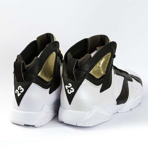 Buty do koszykówki Air Jordan VII Retro Champagne white / metallic gold / black (725093-140) TM