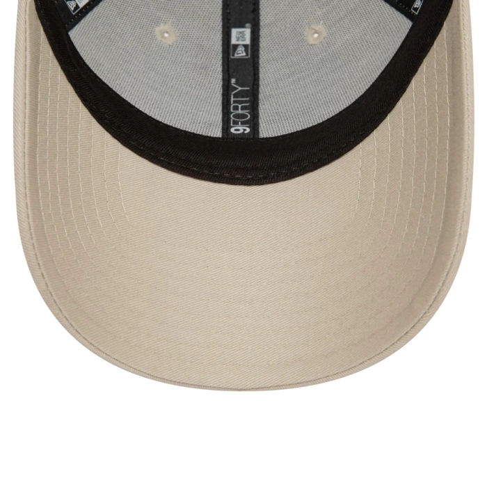 New Era cap 9FORTY Strapback Rick&Morty - Morty beige