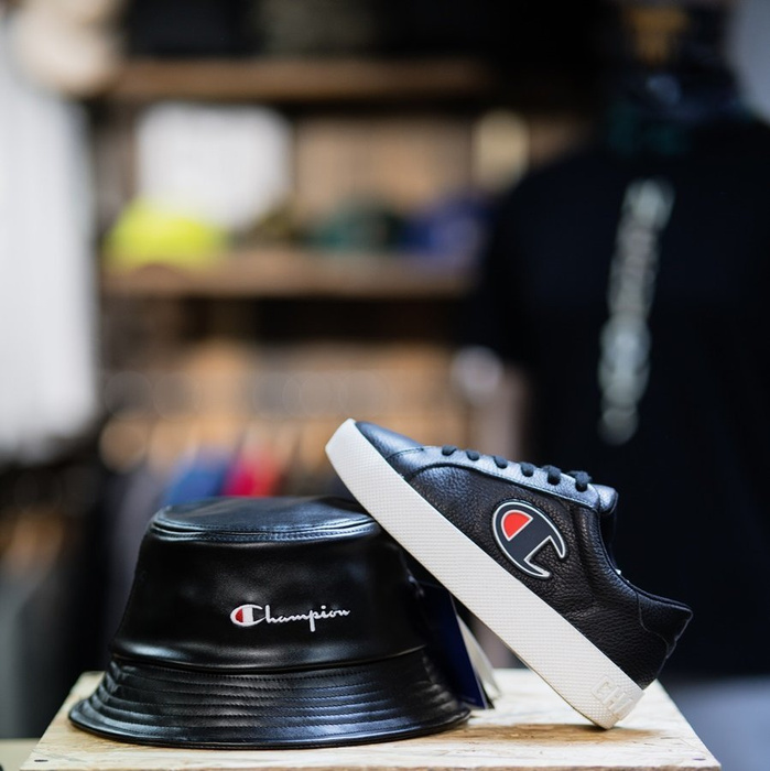 Champion buty damskie Legacy Low Cut Shoe Era Leather black / white (S10739-KK001)