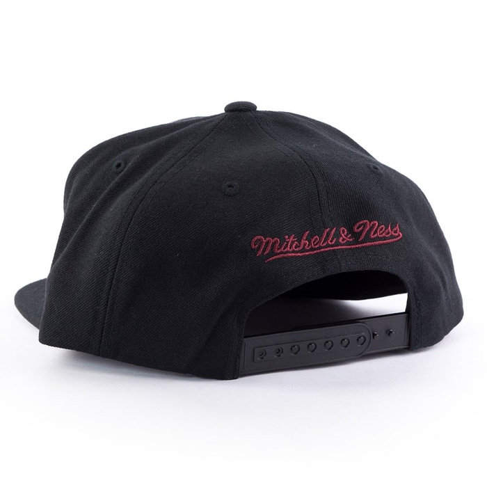 Czapka z daszkiem Mitchell and Ness snapback Easy Three Digital XL Cleveland Cavaliers black