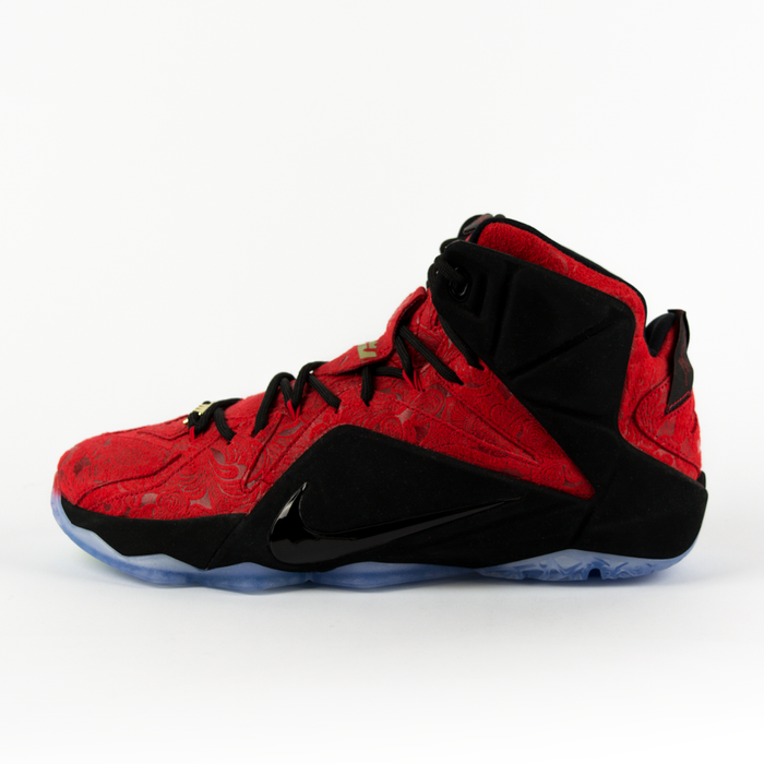 Buty do koszykówki Nike Lebron XII EXT Red Paisley Red / University Red-Black - Metallic Gold (748861-600) TM