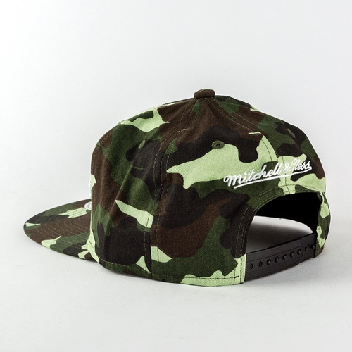 Mitchell and Ness snapback Pinscript camo / white