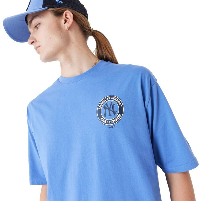 New Era koszulka męska New York Yankees MLB Player Graphic Blue Oversized T-Shirt blue