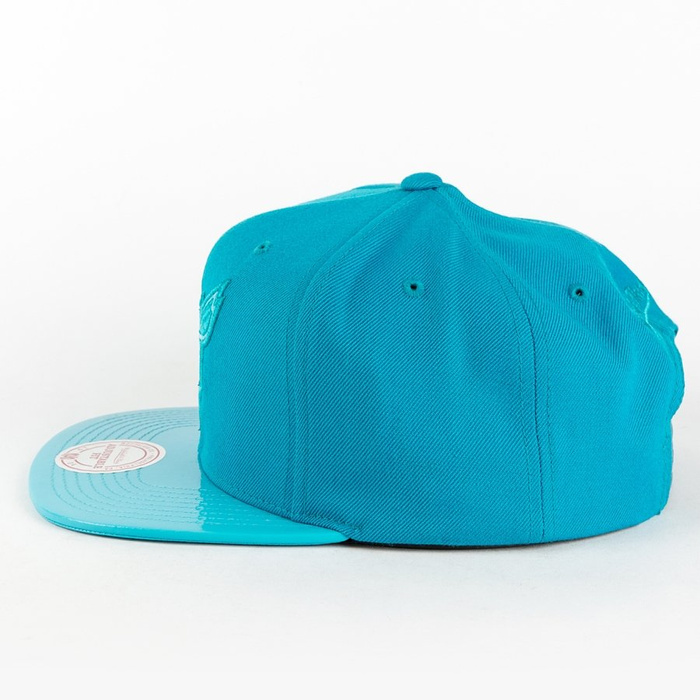Czapka Mitchell and Ness snapback Patent 2 Tone Charlotte Hornets blue