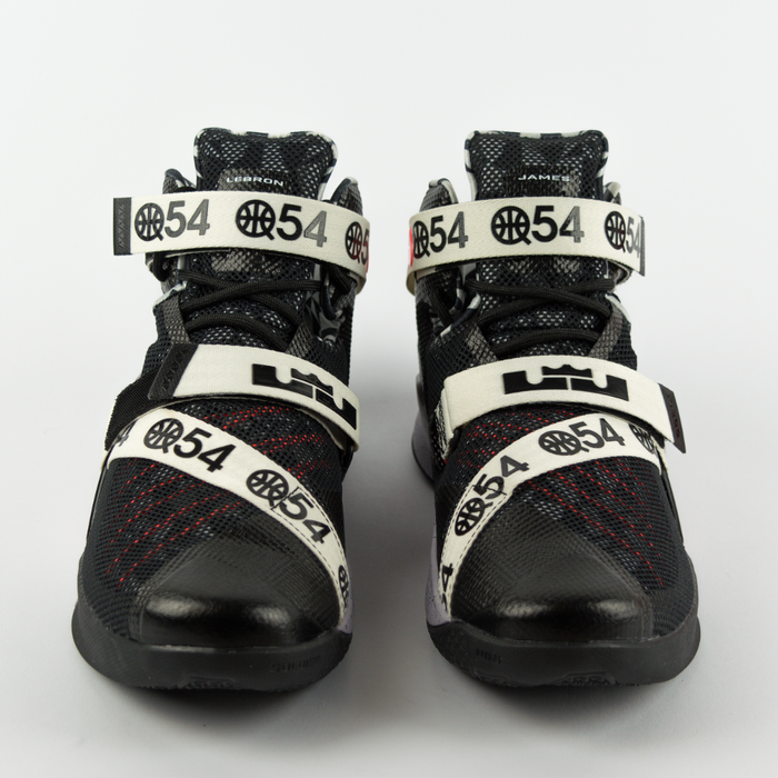 Buty do koszykówki Nike LeBron Soldier IX Limited Quai 54 black / grey (810803-015)