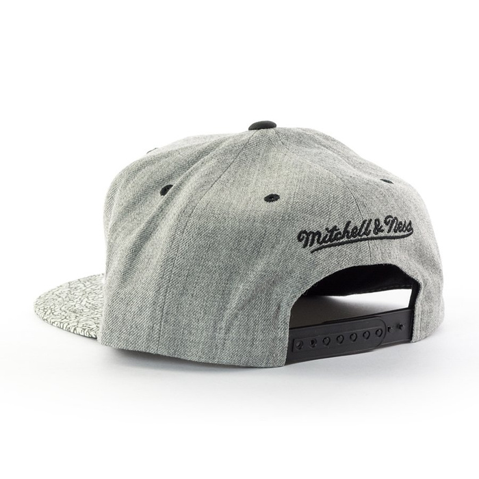 Mitchell and Ness snapback Elephant Crack Chicago Bulls grey