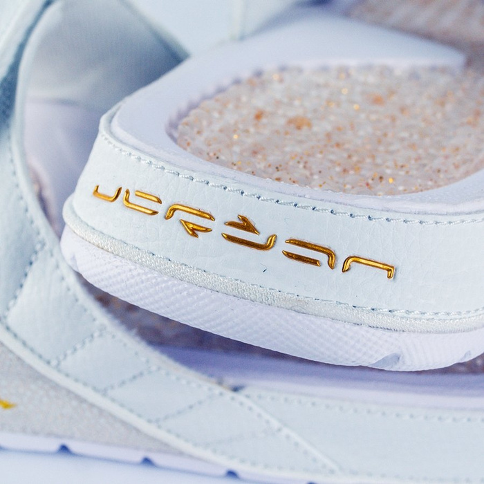 Klapki Air Jordan 12 Hydro Slides OVO Retro white / gold (873907-102) TM