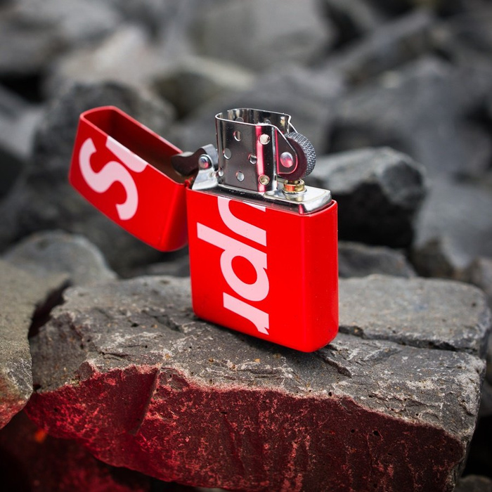 Zapalniczka Supreme® lighter Logo Zippo red