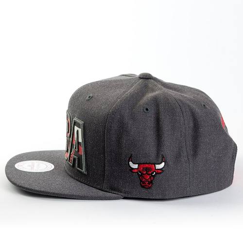 Mitchell and Ness snapback Insider Reflective Chicago Bulls grey