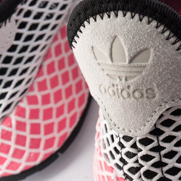 Buty damskie Adidas Originals Deerupt Runner black / core black / chalk pink (CQ2909) 40