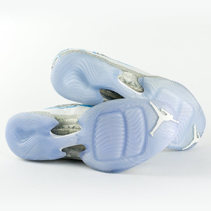 Buty do koszykówki Jordan Ultimate Gift of Flight - XI Pantone XX9 Pantone (717602-900) TM