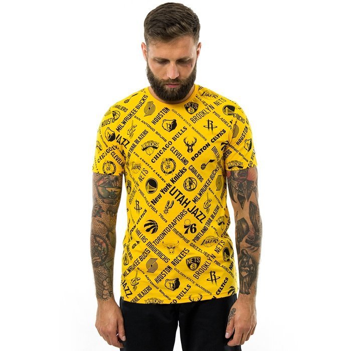 Koszulka męska New Era t-shirt NBA All Logos Overprint yellow